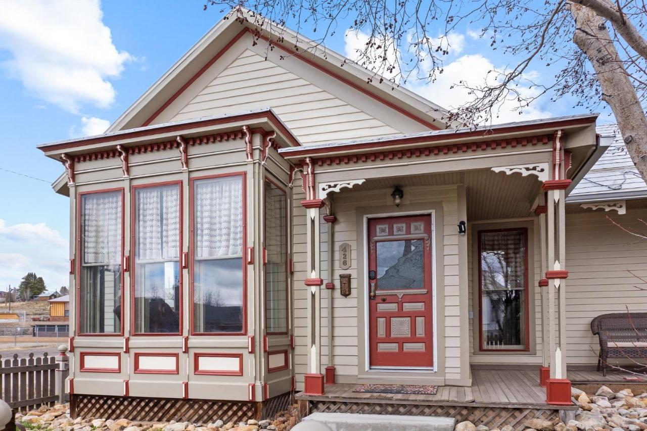 Вілла Mountain View Victorian With Hot Tub! Лідвілл Екстер'єр фото