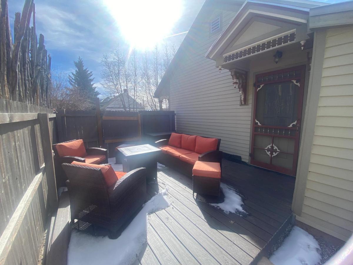 Вілла Mountain View Victorian With Hot Tub! Лідвілл Екстер'єр фото